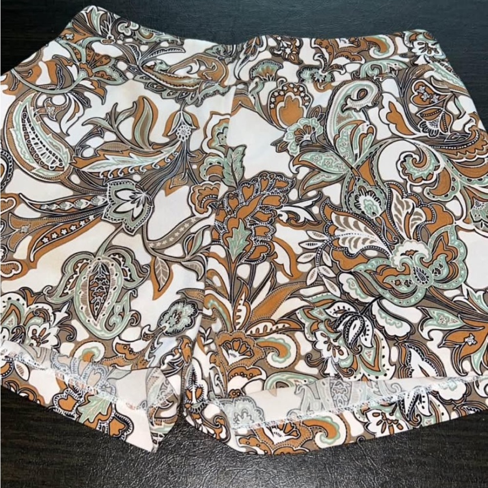 New York & Company High Waist Green and Brown Shorts